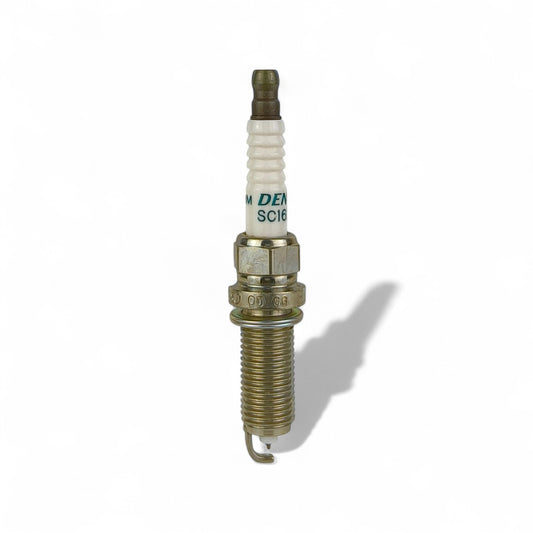 TOYOTA GENUINE Spark Plug - 9004A 91068