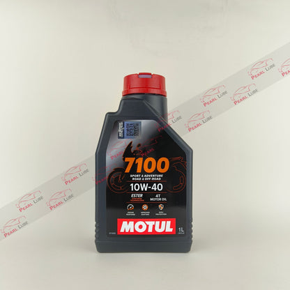 MOTUL 7100 10W-40 4T Synthetic Motorcycle Engine Oil front side - 1L