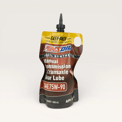 amsoil manual and transaxle gear lube 946-millilitre transmission fluid front side